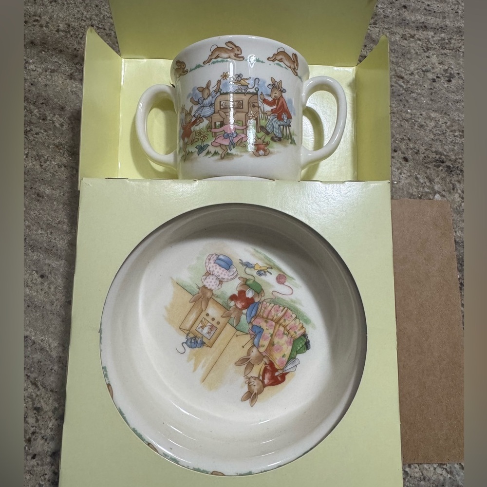 Royal Doulton Bunnykins Baby Mug Bowl Set Red and Cream Vintage 1994 New In Box